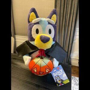 Bluey Gemmy 18.5” Greeter Halloween Vampire With Pumpkin Brand New With Tags